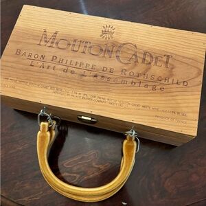 Mouton Cadet Wooden Wine Box with Handle